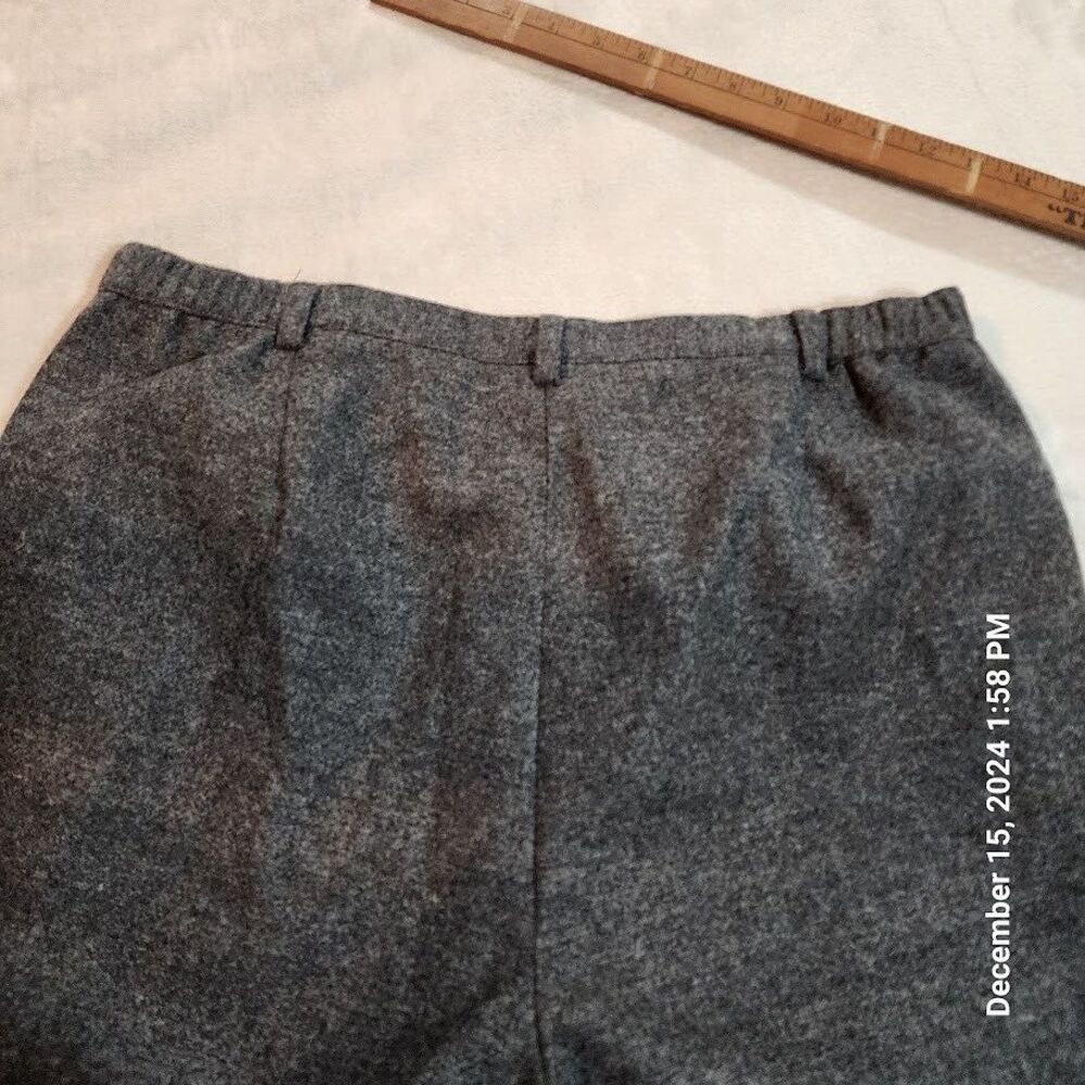 Sag Harbor Women Size 12 Grey Wool Blend Trousers Pants with Elastic Waist Sides - Picture 10 of 10